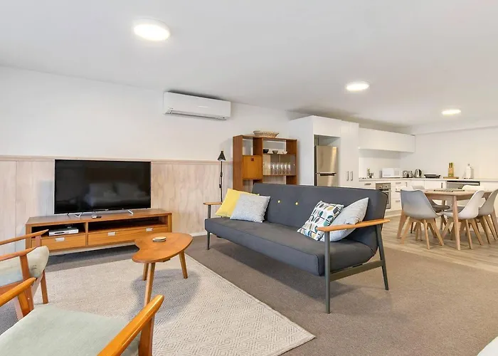 Mount Iron 'the Big House' 2 Kitchens 2 Living Vakantiehuis